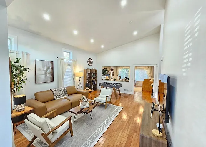 Private Nature Retreat King Sleeps 8 *