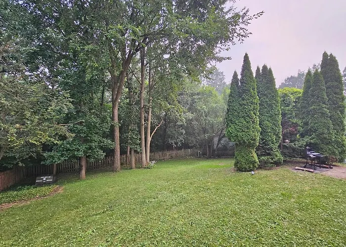Private Nature Retreat King Sleeps 8 *