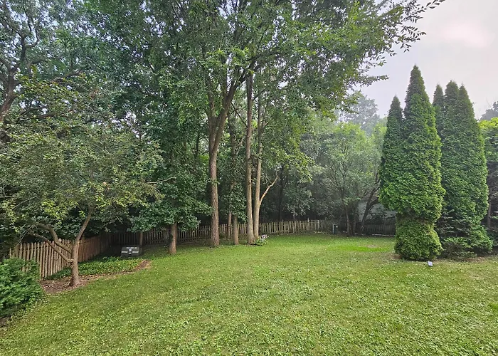 Private Nature Retreat King Sleeps 8 *